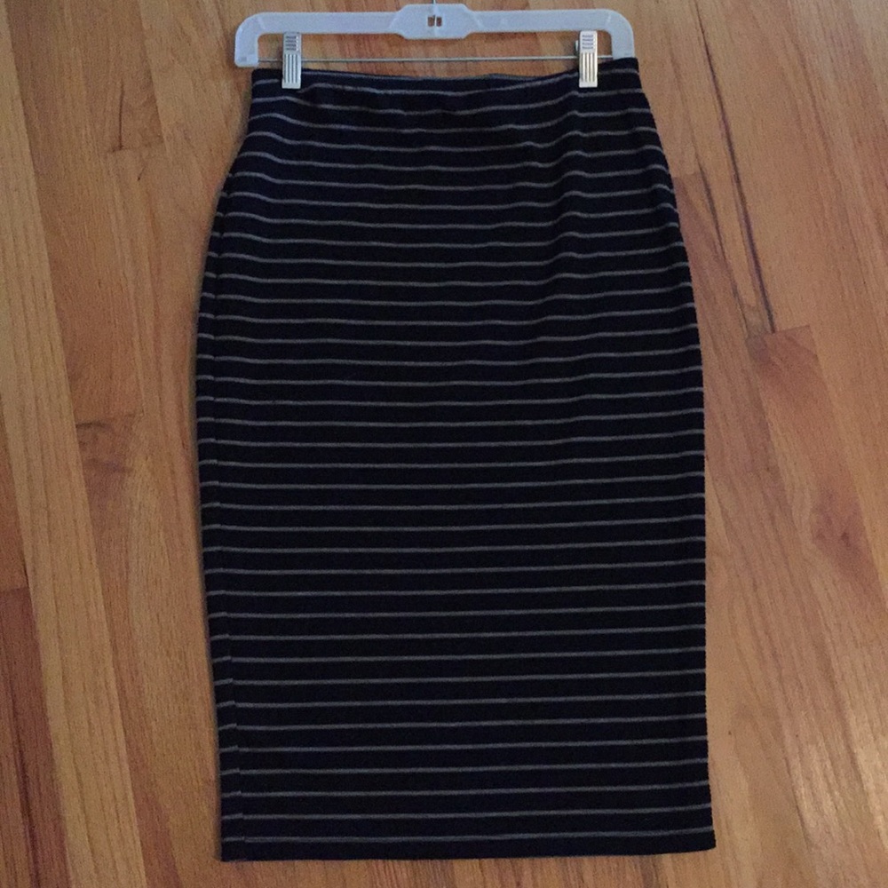 Casual pencil skirt